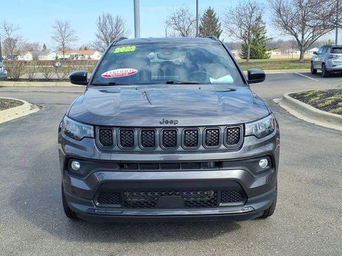 Certified 2023 Jeep Compass Altitude AWD/4WD image 2