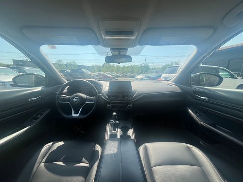 Used 2020 Nissan Altima 2.5 SR FWD image 17