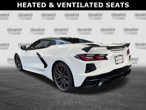 Used 2023 Chevrolet Corvette Stingray Premium Conv w/ Z51 Performance Package RWD image 8