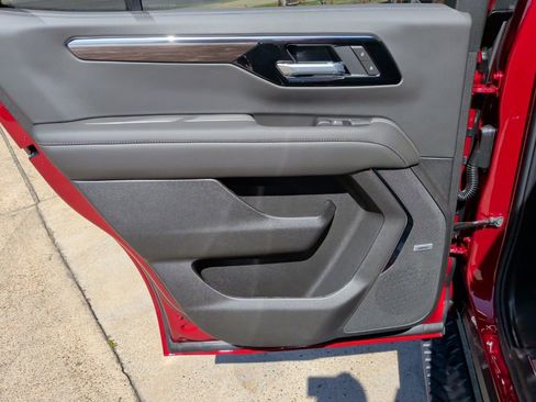 New 2026 Chevrolet Tahoe Z71 image 36