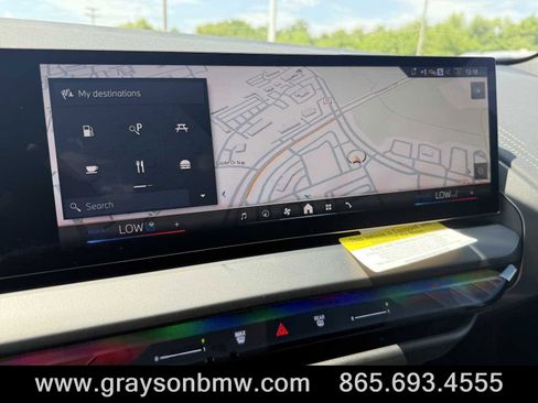 Used 2025 BMW X3 xDrive30i w/ Premium Package image 17