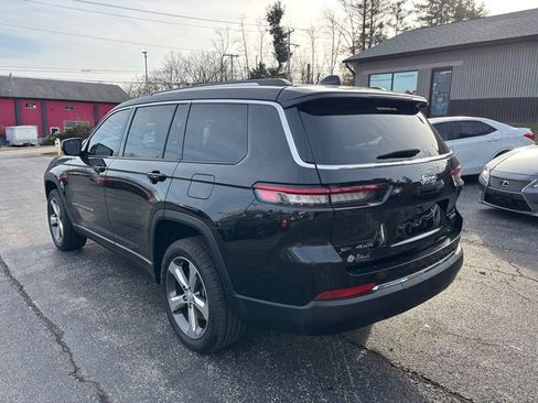 Used 2022 Jeep Grand Cherokee L Limited image 9