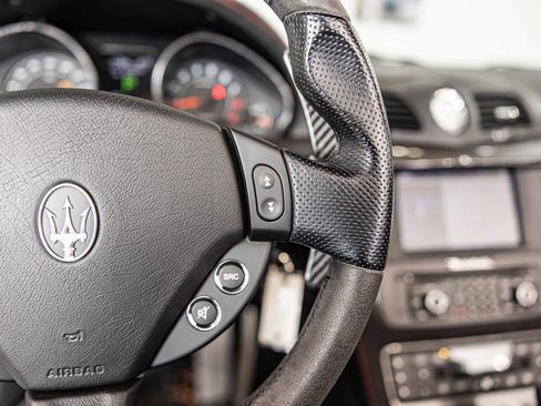 Used 2017 Maserati GranTurismo Sport image 25