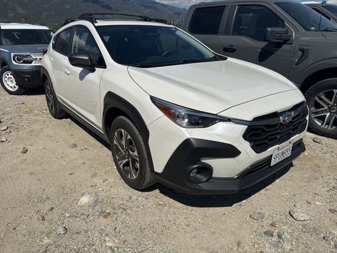 Used 2024 Subaru Crosstrek 2.0i Premium image 1