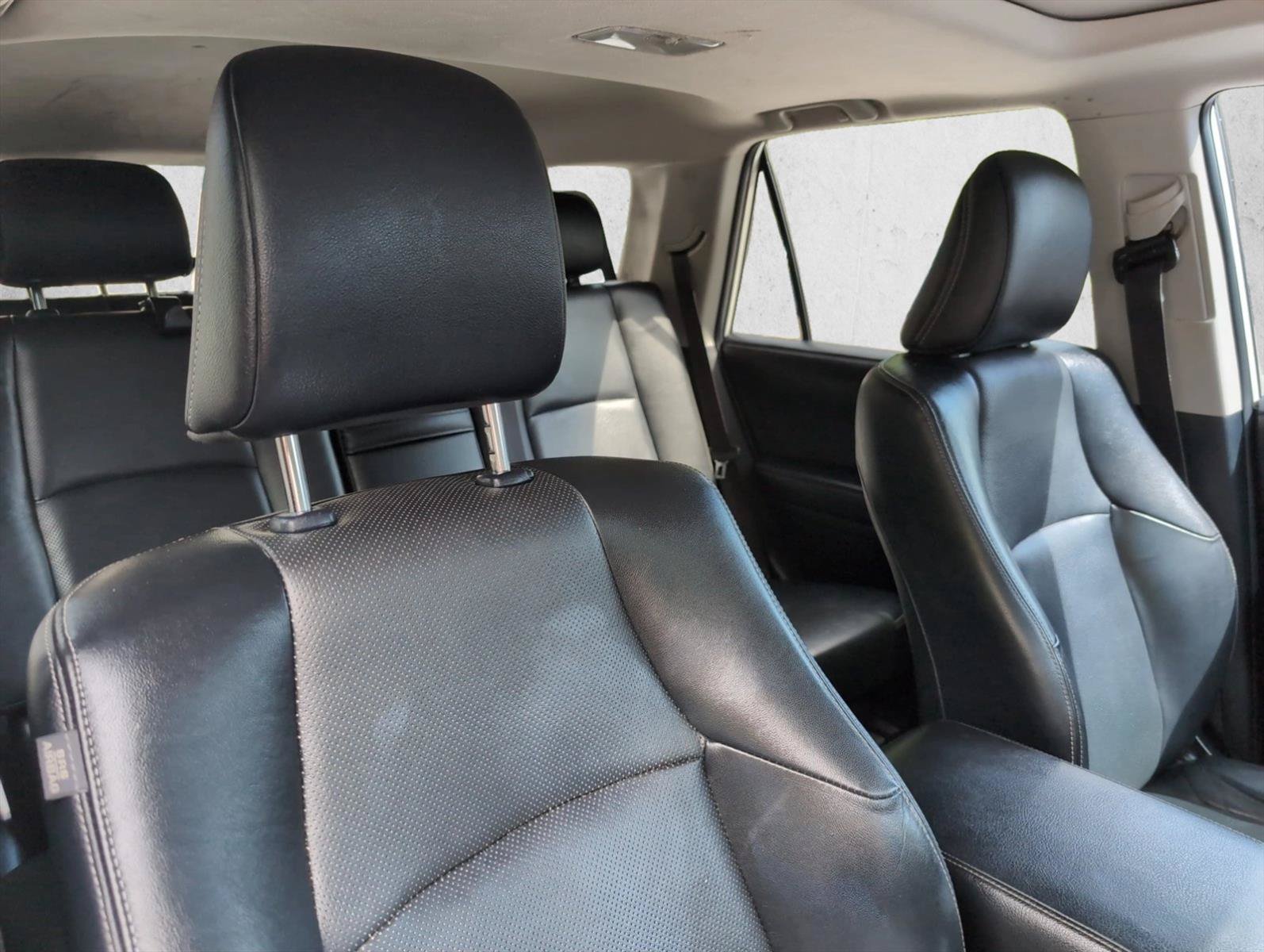 Used 2019 Toyota 4Runner Limited AWD/4WD image 28