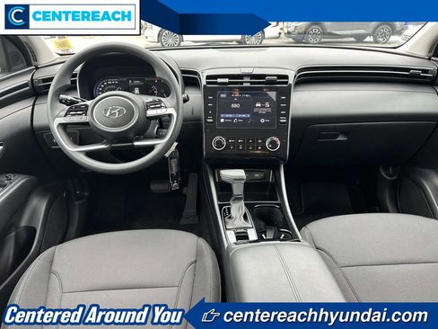 Used 2024 Hyundai Tucson SE image 11