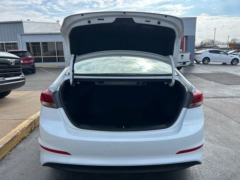 Used 2017 Hyundai Elantra Limited w/ Limited Tech Package 04 image 9