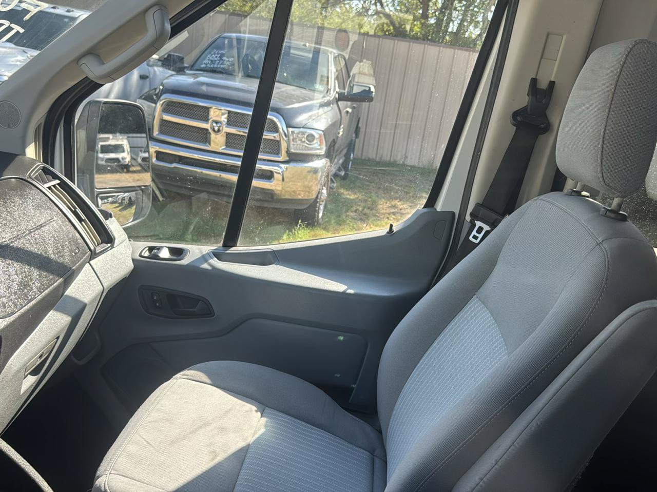 Used 2018 Ford Transit 350 XLT RWD image 17