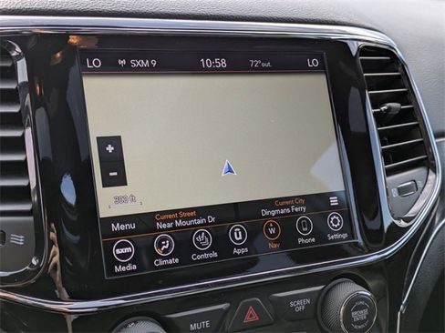 Used 2021 Jeep Grand Cherokee Limited image 22