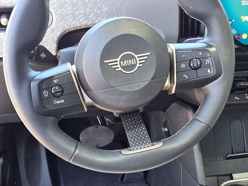 Used 2025 MINI Cooper S FWD image 22