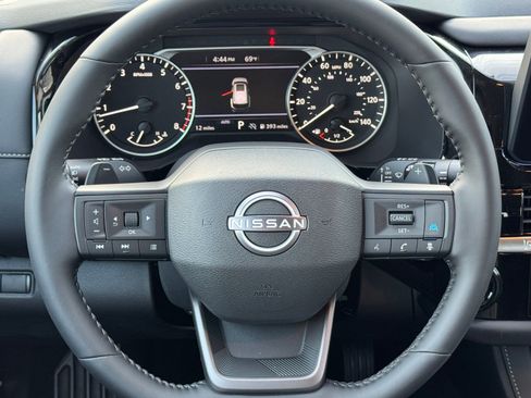 New 2026 Nissan Pathfinder SV image 13