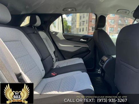 Used 2022 Chevrolet Equinox LT image 11