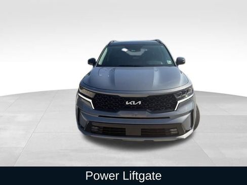 Used 2023 Kia Sorento SX image 2