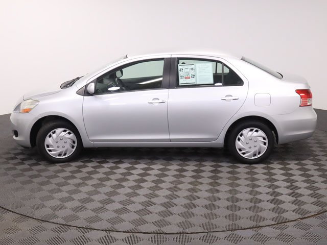 Used 2010 Toyota Yaris Sedan FWD image 6