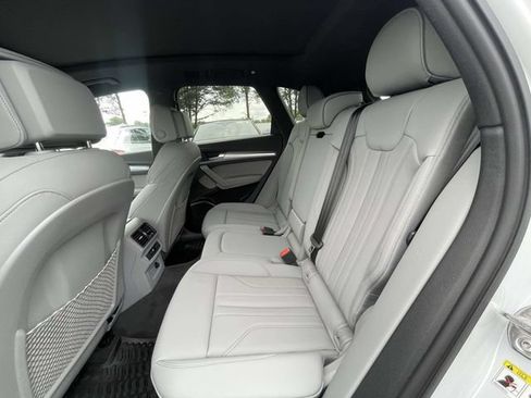 Certified 2025 Audi Q5 2.0T Premium Plus AWD/4WD image 13