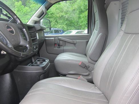 Used 2021 GMC Savana 2500 w/ Driver Convenience Package RWD image 7
