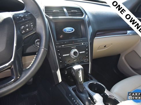 Used 2018 Ford Explorer Limited w/ Equipment Group 301A image 9