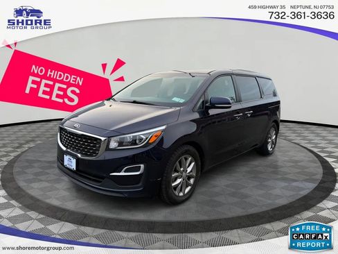 Used 2019 Kia Sedona EX image 1