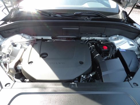 Certified 2023 Volvo XC90 B6 Plus AWD/4WD image 28