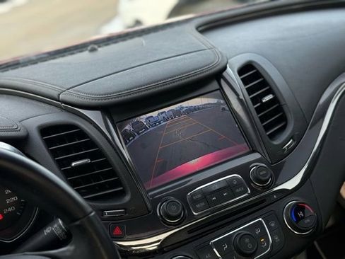 Used 2014 Chevrolet Impala LT image 3