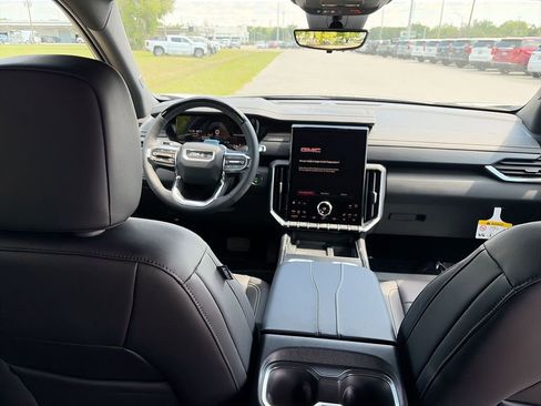 New 2026 GMC Acadia Elevation image 28