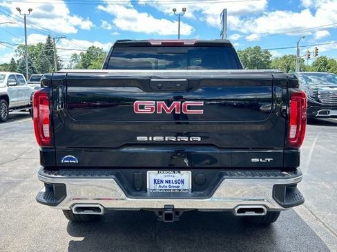 Used 2025 GMC Sierra 1500 SLT w/ SLT Premium Plus Package AWD/4WD image 8