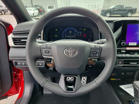 New 2026 Toyota Camry SE FWD image 21