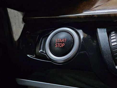 Used 2017 BMW X5 xDrive40e image 36