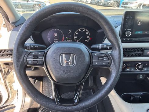 Certified 2023 Honda HR-V LX image 23