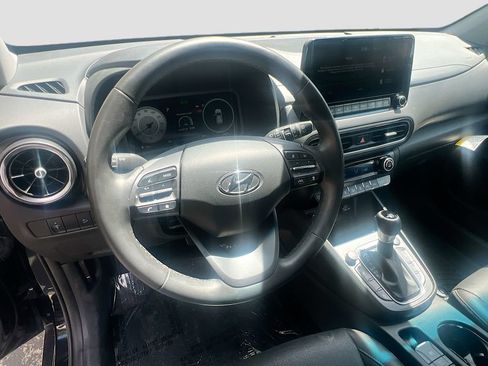 Used 2023 Hyundai Kona Limited FWD image 11