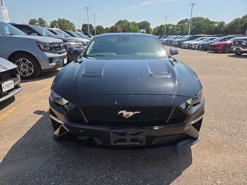 Used 2021 Ford Mustang GT RWD image 8