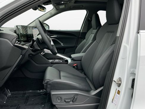 New 2025 Audi Q5 Premium Plus image 9