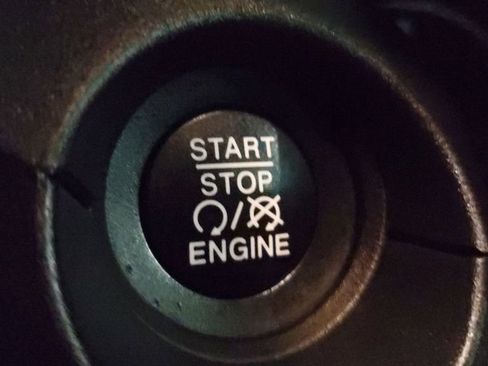 Used 2020 Jeep Compass Trailhawk image 27