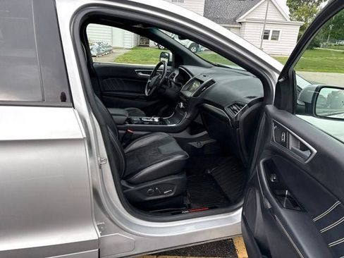 Used 2019 Ford Edge ST w/ Equipment Group 401A AWD/4WD image 5