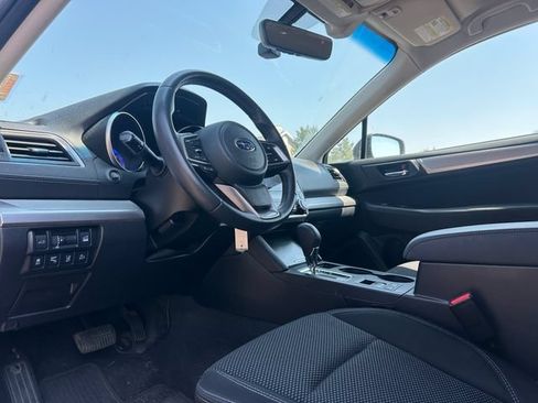 Used 2018 Subaru Outback 2.5i Premium AWD/4WD image 13