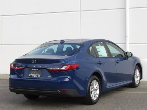 New 2025 Toyota Camry LE w/ Convenience Package AWD/4WD image 6
