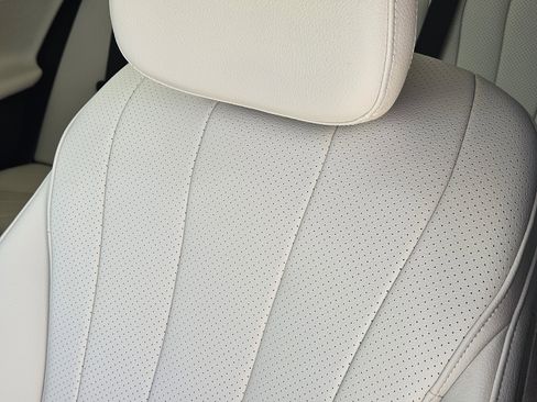 Certified 2024 Mercedes-Benz E 350 4MATIC Sedan image 15