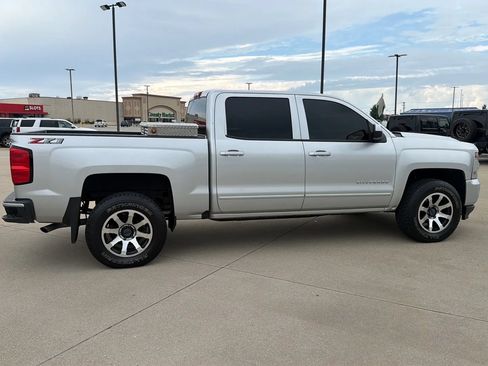 Used 2018 Chevrolet Silverado 1500 LT w/ All Star Edition AWD/4WD image 24