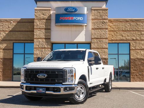 New 2026 Ford F350 XL w/ XL Driver Assist Package RWD image 2