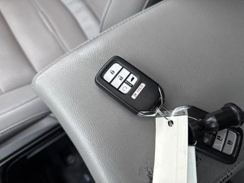 Certified 2018 Honda CR-V EX-L image 11