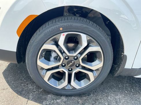 New 2025 Kia Soul EX image 37