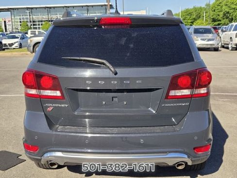 Used 2018 Dodge Journey Crossroad w/ Driver Convenience Group AWD/4WD image 6
