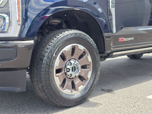 Used 2024 Ford F350 King Ranch AWD/4WD image 11