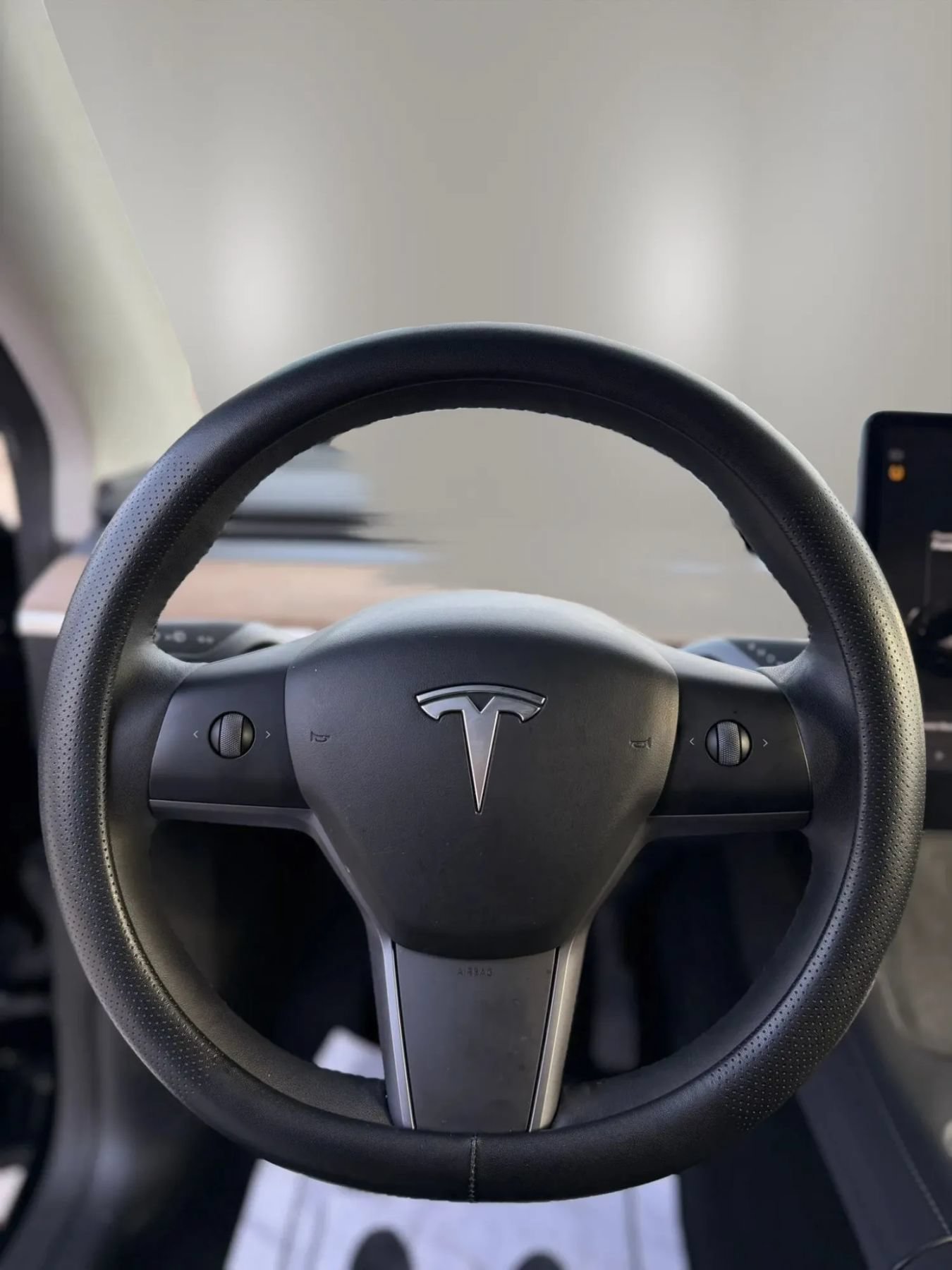 Used 2023 Tesla Model Y AWD image 13