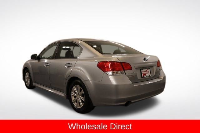 Used 2012 Subaru Legacy 2.5i Premium AWD/4WD image 4