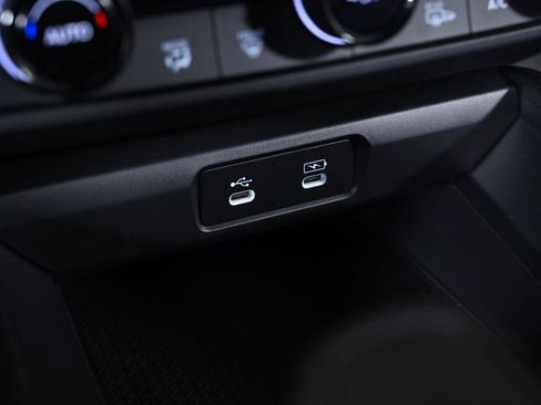 Used 2025 Honda Accord SE image 19