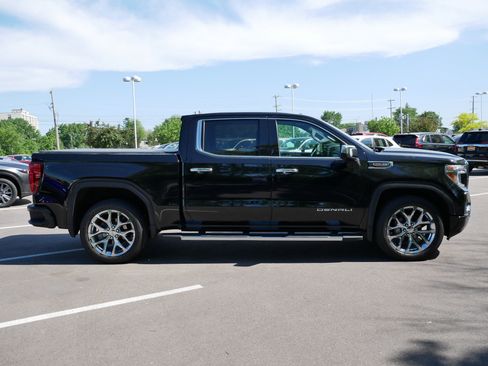 Used 2020 GMC Sierra 1500 Denali w/ Denali Premium Package AWD/4WD image 8
