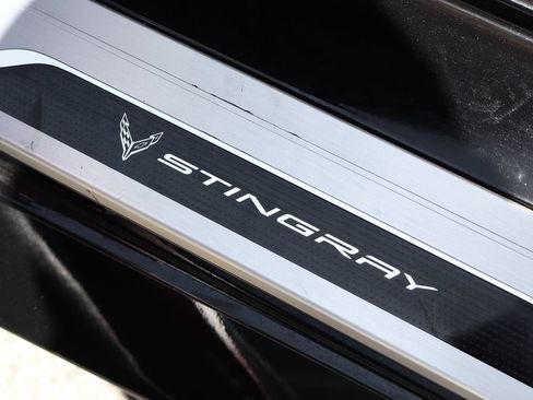 Used 2021 Chevrolet Corvette Stingray Preferred Cpe w/ Z51 Performance Package RWD image 23