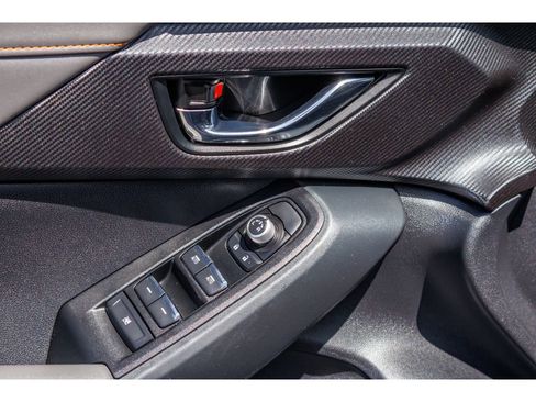 Certified 2024 Subaru Crosstrek 2.5i Limited w/ Crosstrek Mirror Package AWD/4WD image 19