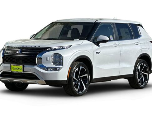 New 2025 Mitsubishi Outlander SE image 1